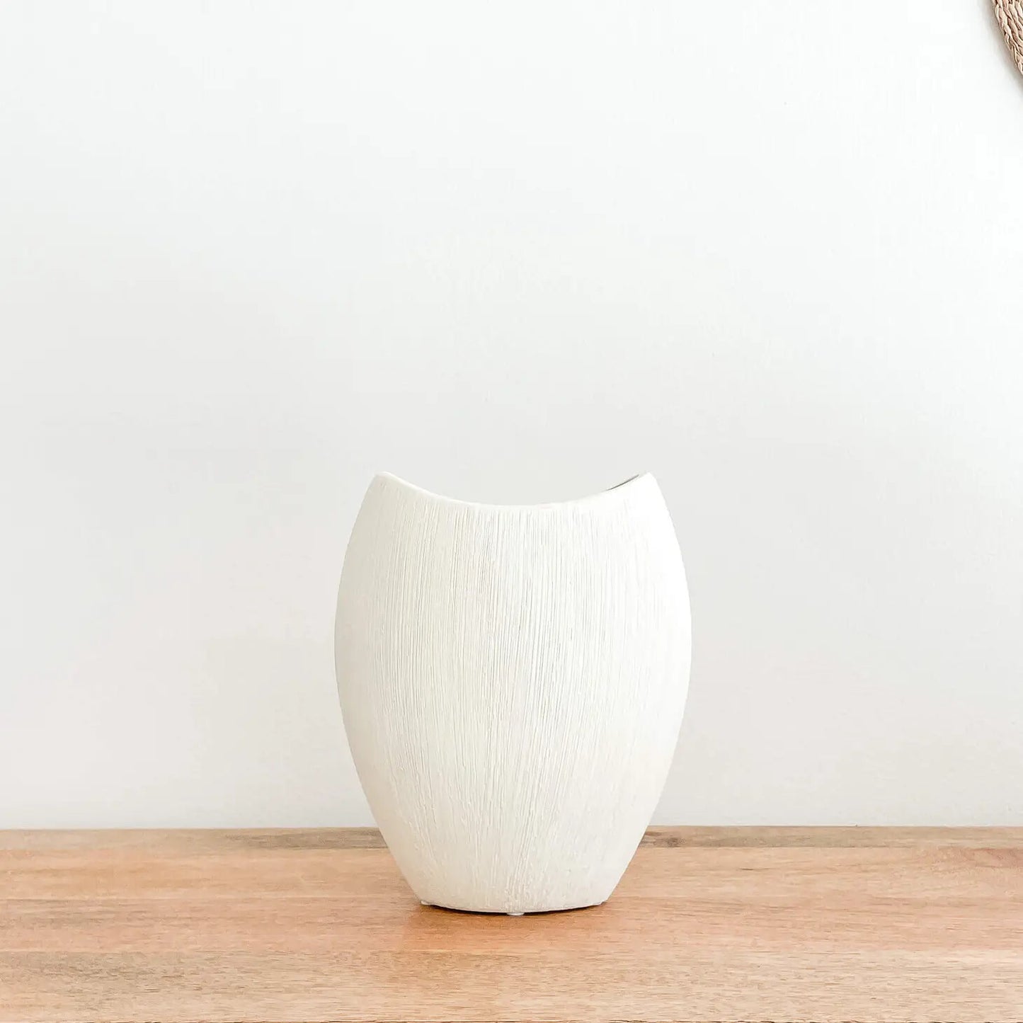 Classic Curve Vase